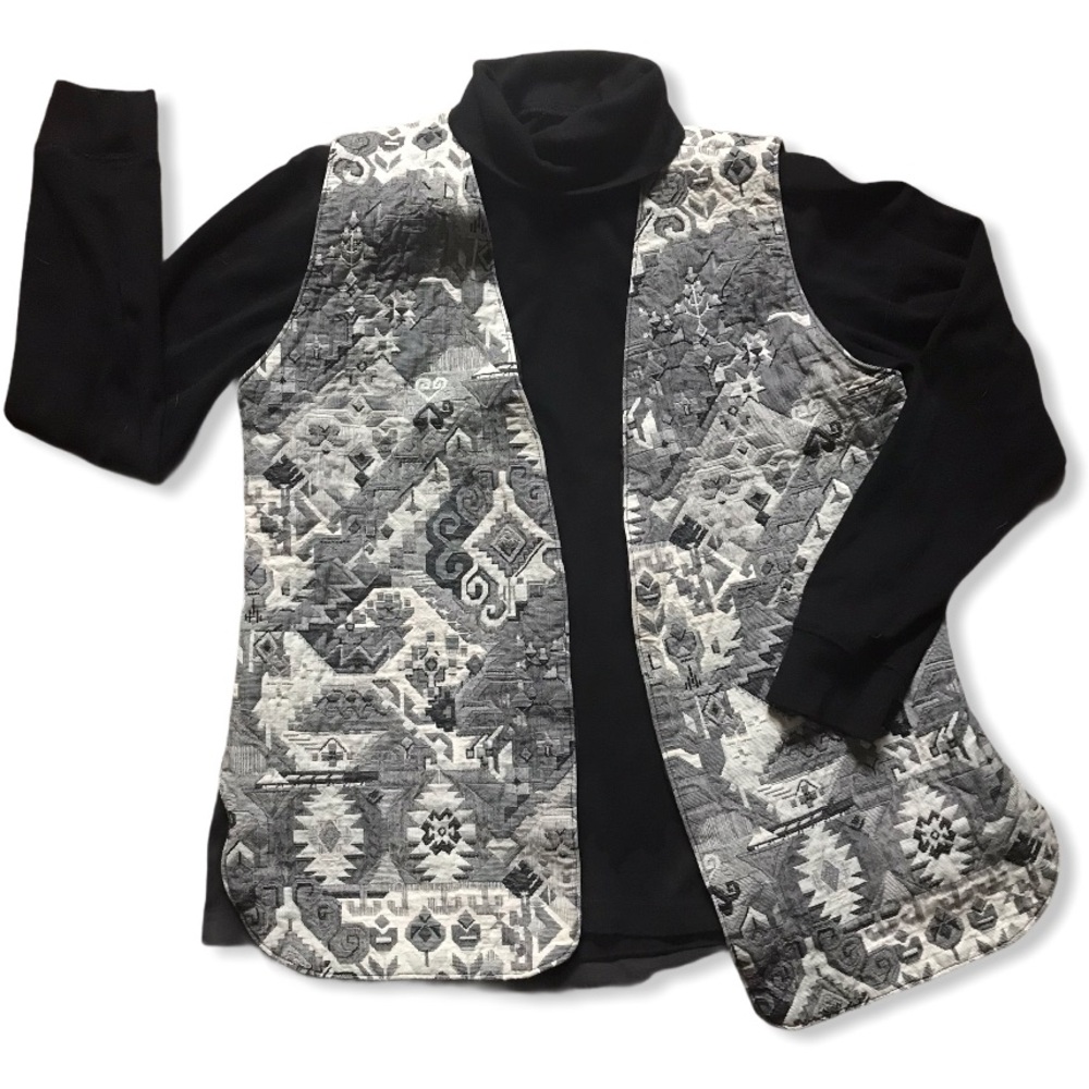 Vintage Black and White Open Front Lightweight Quilted Patchwork Print Vest